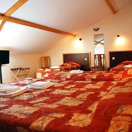 Les Hirondelles Hotel Orcines