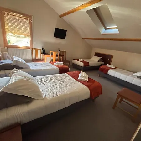 Les Hirondelles 3* Orcines