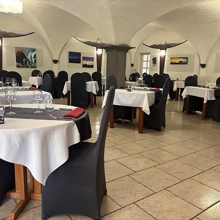 Otel Les Hirondelles