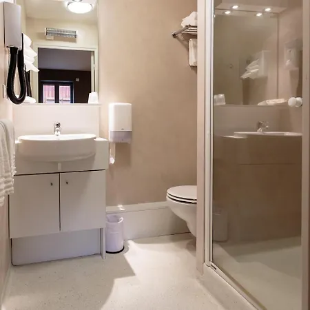 Les Hirondelles 3* Orcines