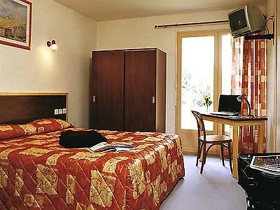 Les Hirondelles Otel 3*