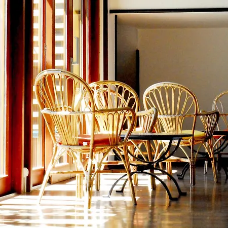 Hotel Les Hirondelles 3*