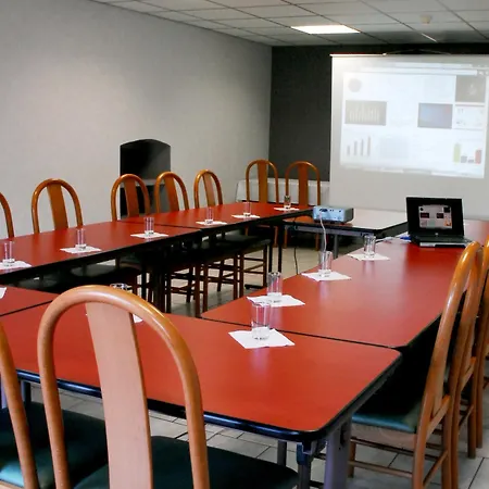 Les Hirondelles 3* Orcines