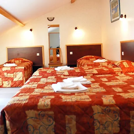 Otel Les Hirondelles 3*